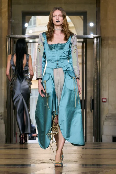 Look 37